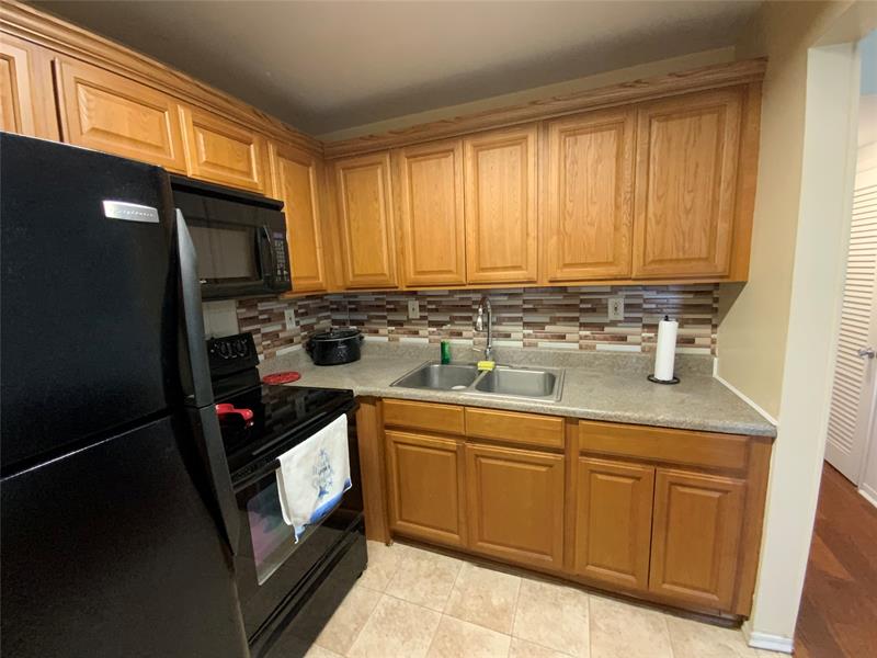 Image 15 of 28 For 20 Bedford A  20