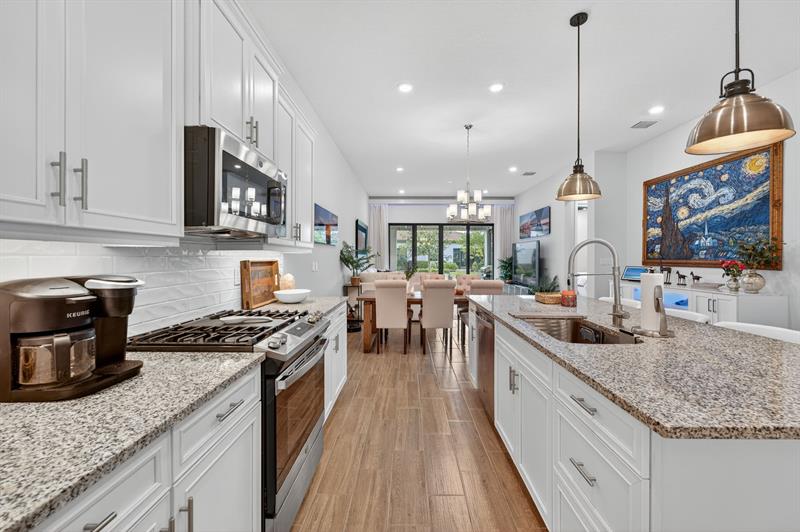 Image 18 of 71 For 7434 Blue Spring Dr