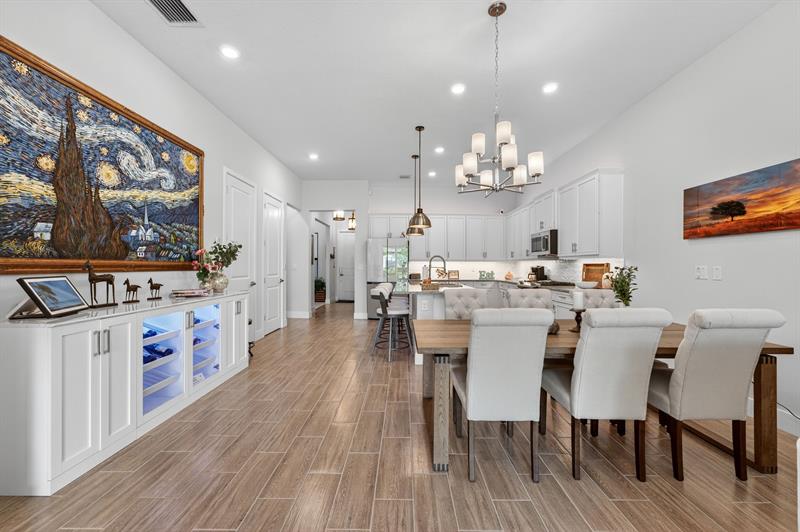 Image 19 of 71 For 7434 Blue Spring Dr