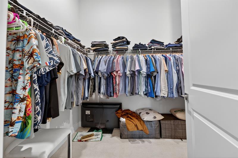 Image 32 of 71 For 7434 Blue Spring Dr