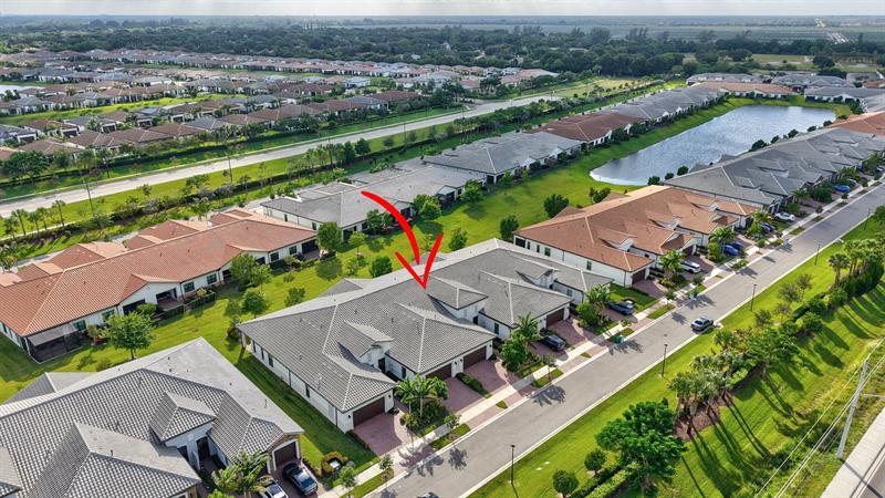 Image 43 of 71 For 7434 Blue Spring Dr