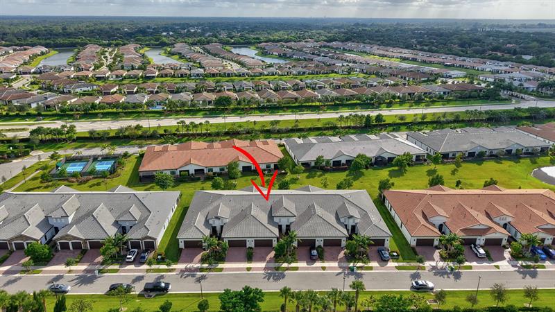 Image 44 of 71 For 7434 Blue Spring Dr