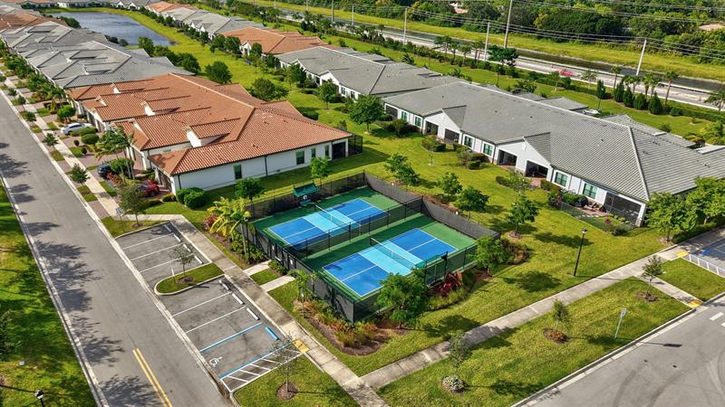 Image 55 of 71 For 7434 Blue Spring Dr