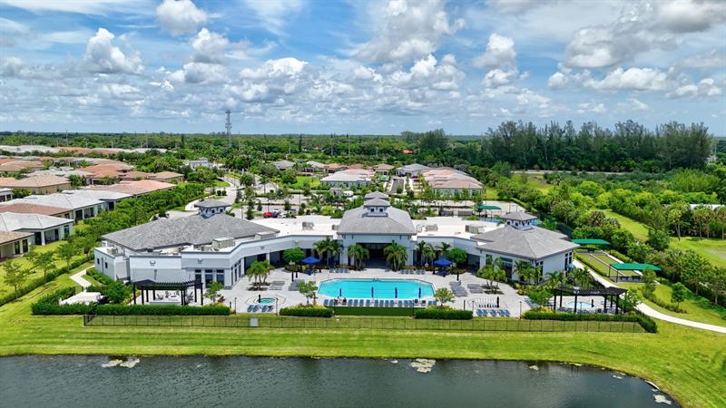 Image 63 of 71 For 7434 Blue Spring Dr