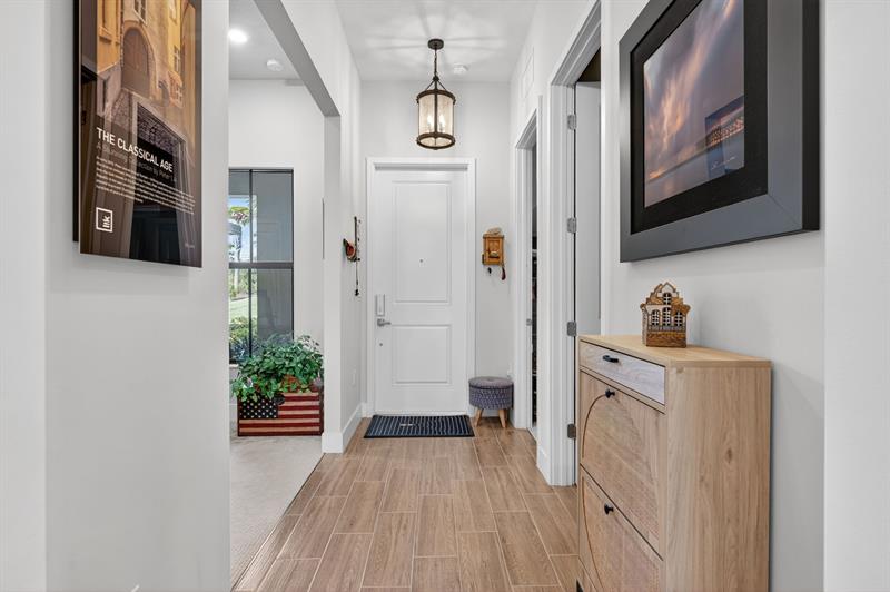 Image 8 of 71 For 7434 Blue Spring Dr