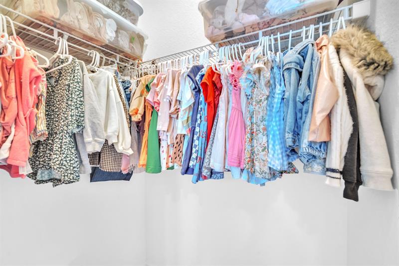 Image 25 of 38 For 20308 6th Pl