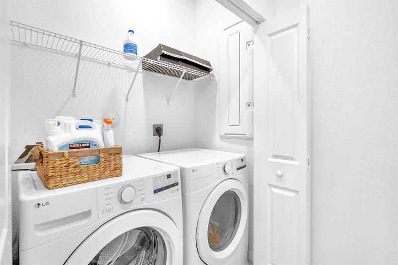 Image 29 of 38 For 20308 6th Pl