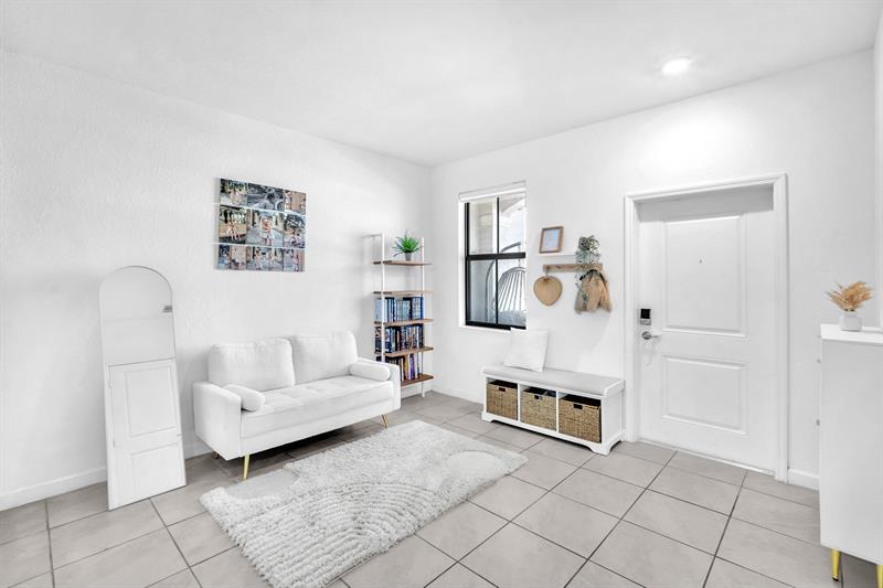 Image 3 of 38 For 20308 6th Pl