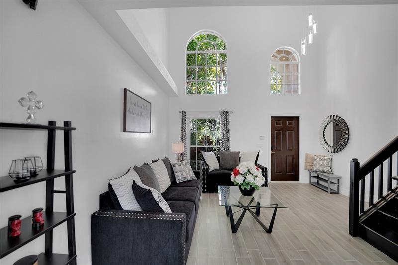 Image 11 of 47 For 3872 Jasmine Ln