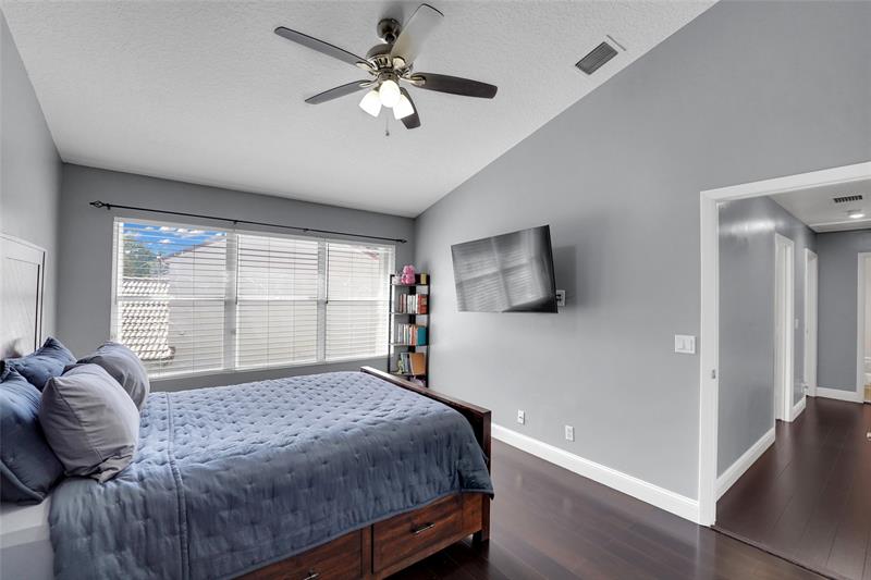 Image 27 of 47 For 3872 Jasmine Ln