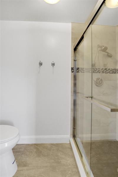 Image 33 of 47 For 3872 Jasmine Ln