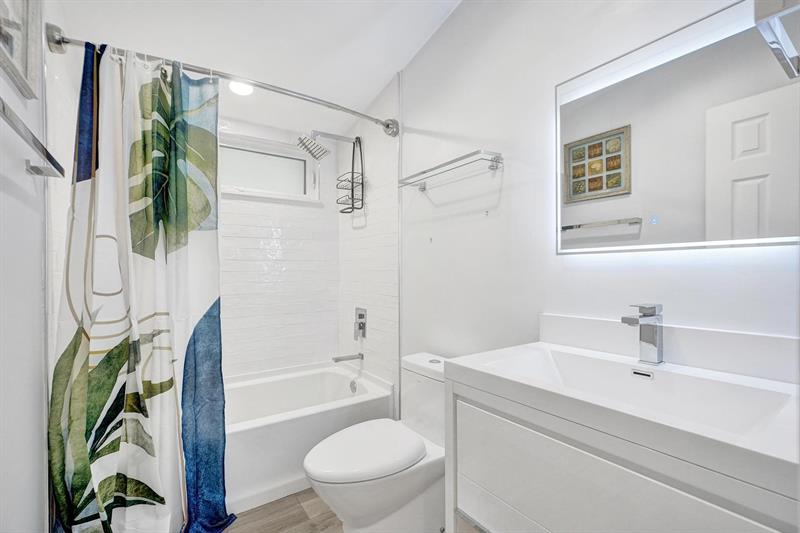 Image 17 of 20 For 2616 27th Terr