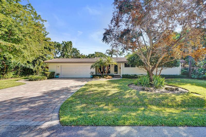 Image 3 of 20 For 2616 27th Terr