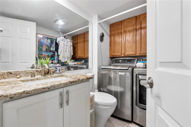 Image 10 of 21 For 9101 Sw 19 Place  A