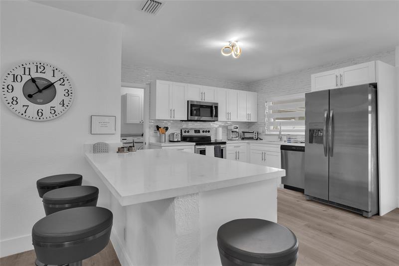 Image 10 of 52 For 5311 Pierce St