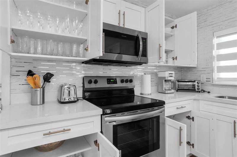 Image 31 of 52 For 5311 Pierce St