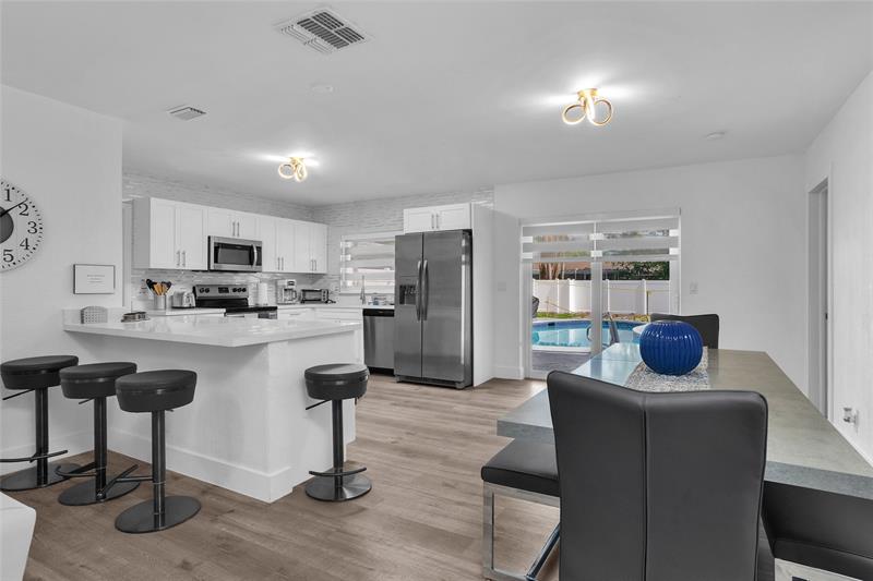 Image 9 of 52 For 5311 Pierce St