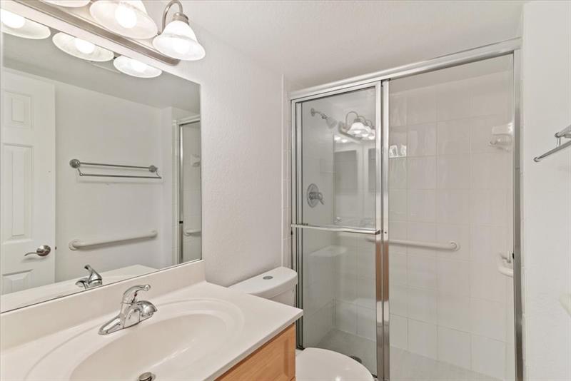 Image 19 of 27 For 9470 Poinciana Pl  103