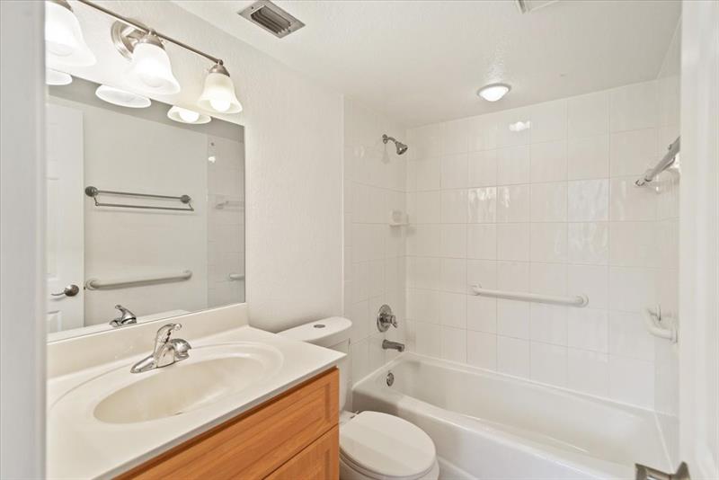 Image 24 of 27 For 9470 Poinciana Pl  103