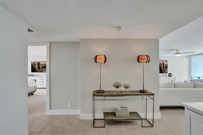 Image 16 of 44 For 4300 Ocean Blvd  9m