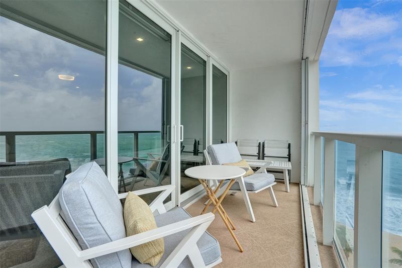 Image 17 of 44 For 4300 Ocean Blvd  9m