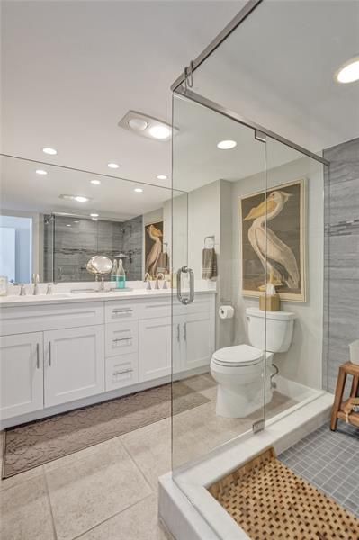 Image 24 of 44 For 4300 Ocean Blvd  9m