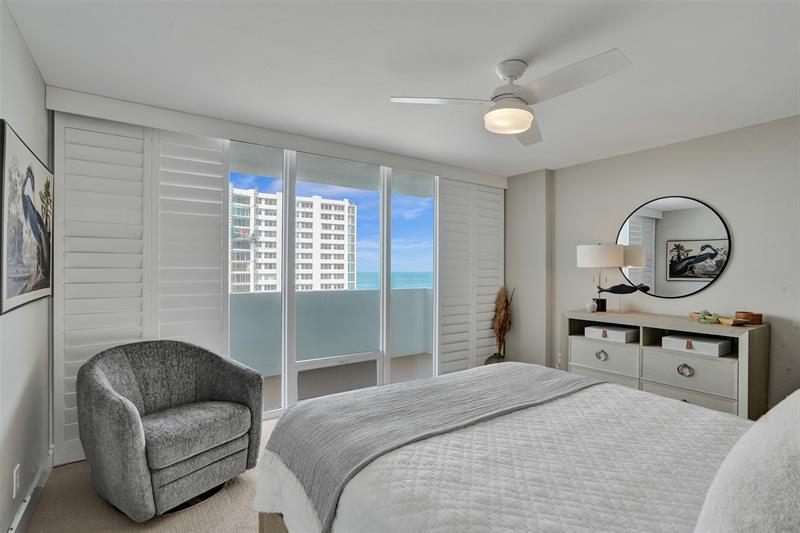 Image 26 of 44 For 4300 Ocean Blvd  9m