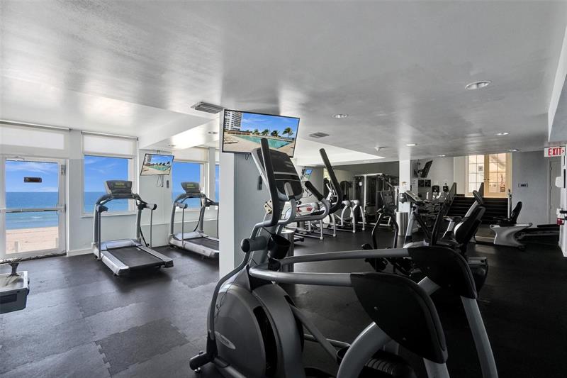 Image 28 of 44 For 4300 Ocean Blvd  9m