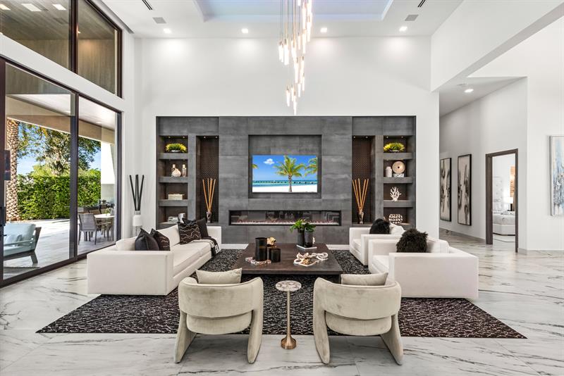 Image 14 of 85 For 4041 Country Club Ln