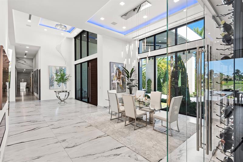 Image 18 of 85 For 4041 Country Club Ln