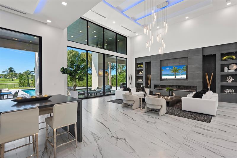 Image 19 of 85 For 4041 Country Club Ln