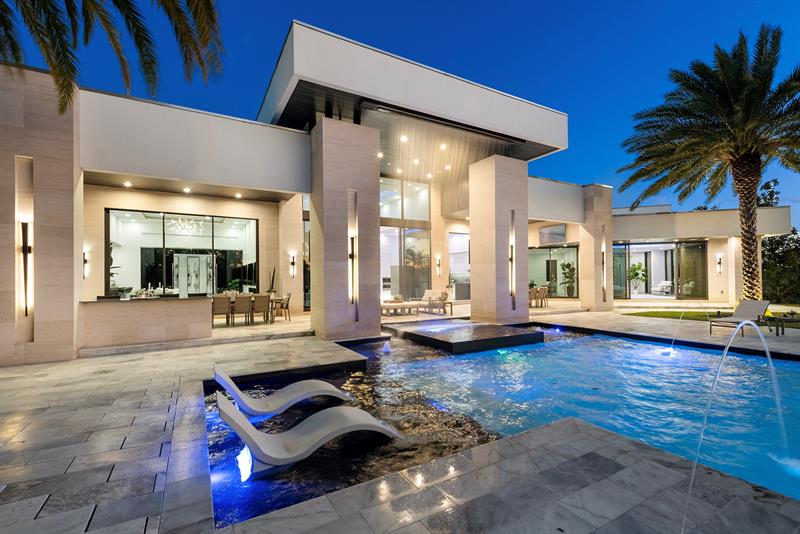 Image 4 of 85 For 4041 Country Club Ln