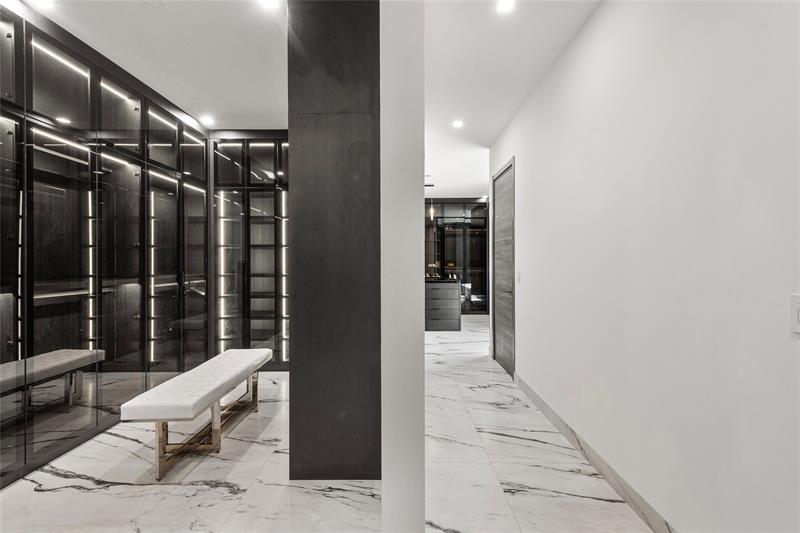 Image 49 of 85 For 4041 Country Club Ln