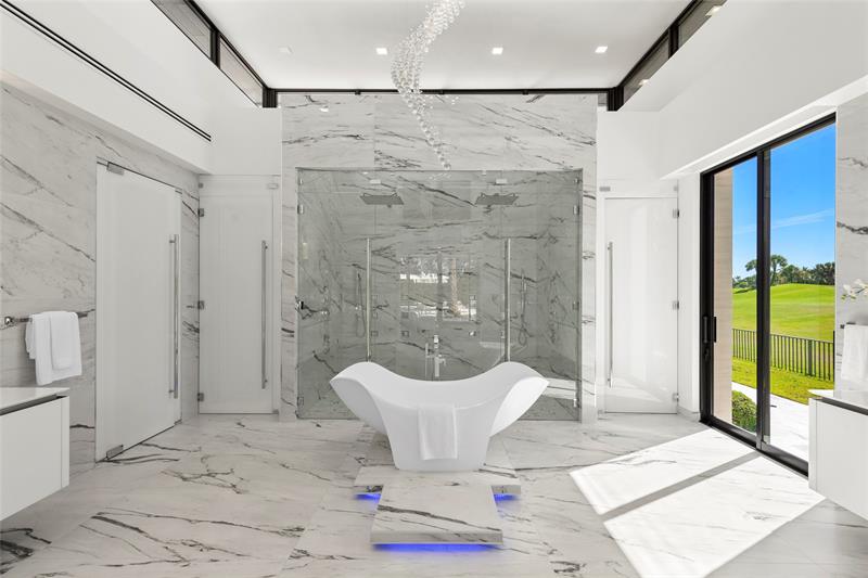 Image 54 of 85 For 4041 Country Club Ln