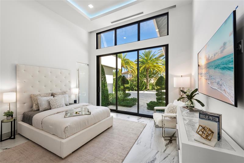 Image 61 of 85 For 4041 Country Club Ln