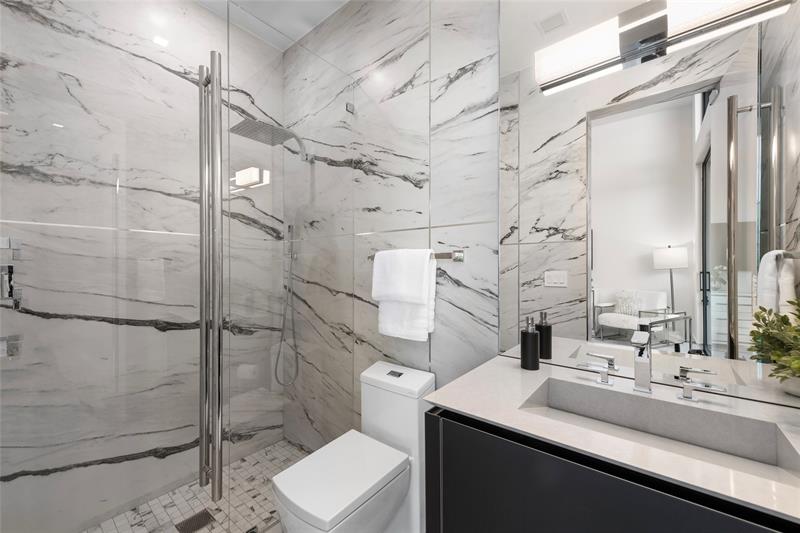 Image 63 of 85 For 4041 Country Club Ln