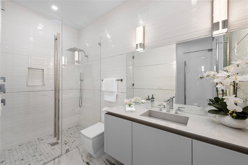 Image 66 of 85 For 4041 Country Club Ln