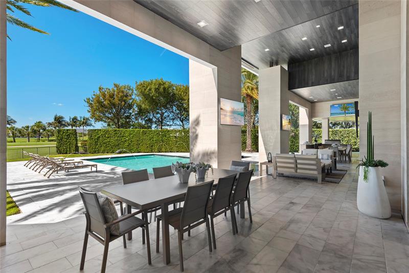 Image 8 of 85 For 4041 Country Club Ln