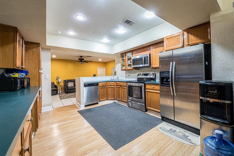 Image 10 of 26 For 11200 39th Ct