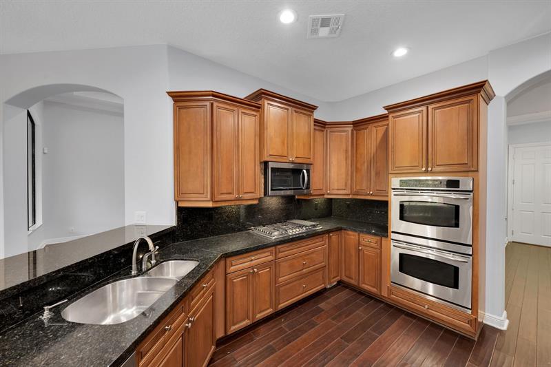 Image 40 of 41 For 16242 Rosecroft Terrace