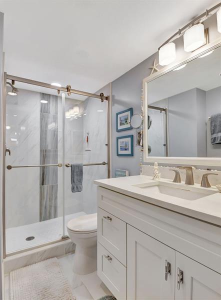 Image 25 of 67 For 2615 3rd Ct  301