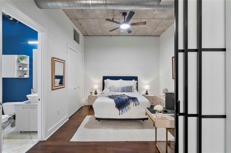 Image 25 of 59 For 411 1st Ave  303