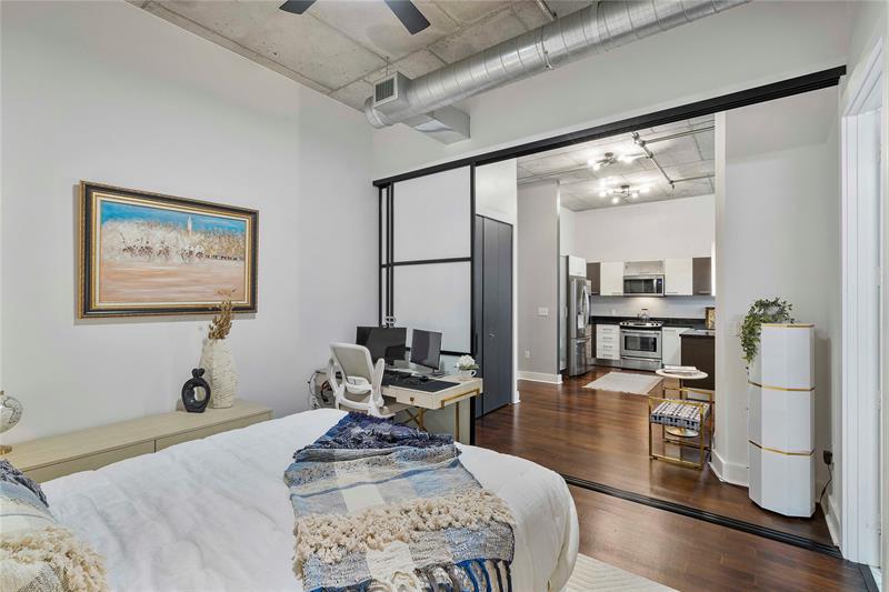 Image 28 of 59 For 411 1st Ave  303