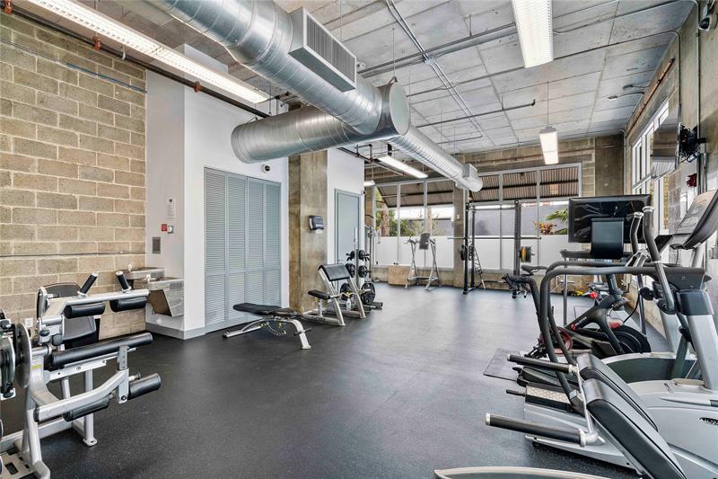 Image 48 of 59 For 411 1st Ave  303