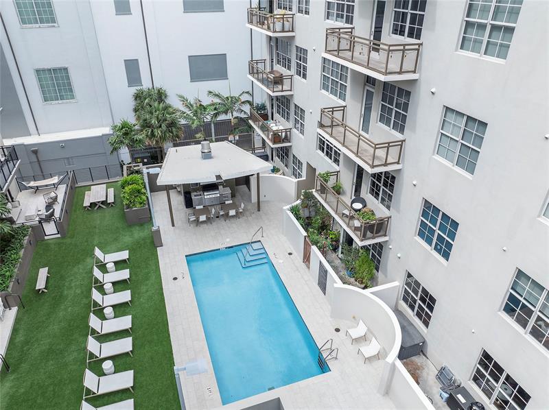 Image 51 of 59 For 411 1st Ave  303