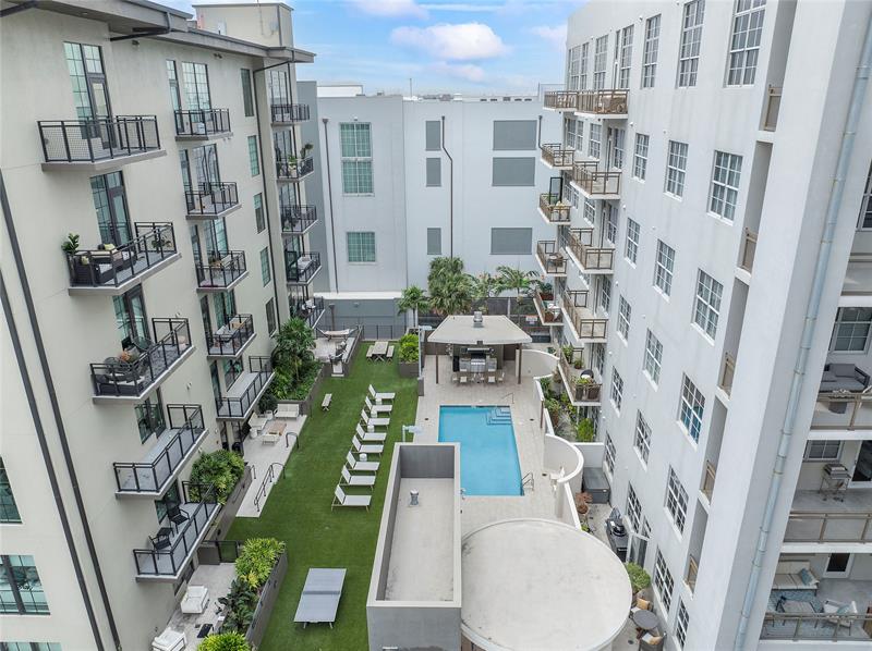 Image 52 of 59 For 411 1st Ave  303