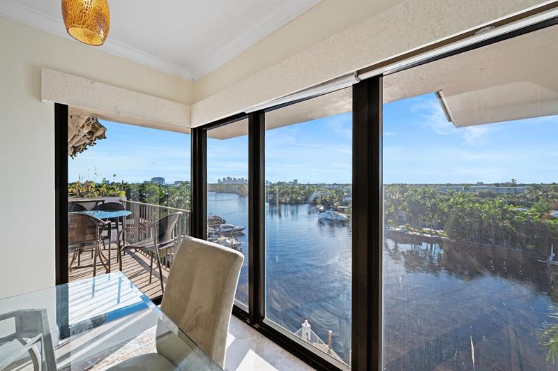 Image 11 of 40 For 1839 Middle River Dr  503