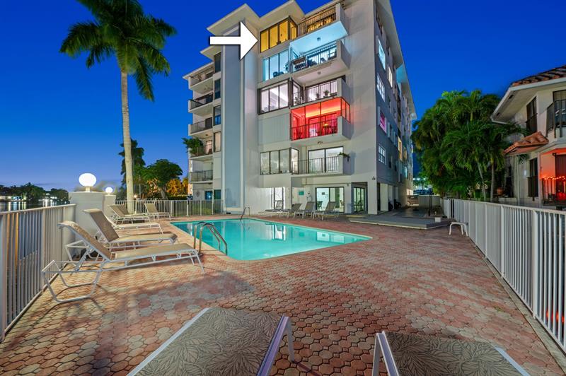 Image 4 of 40 For 1839 Middle River Dr  503