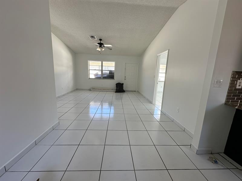 Image 14 of 28 For 1705 Adams Street  1705