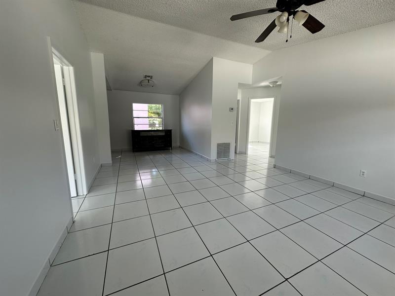 Image 16 of 28 For 1705 Adams Street  1705